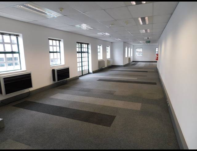 376M² OFFICE TO LET IN ROSEBANK